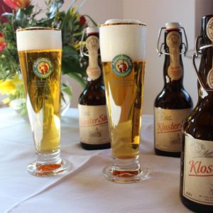 Huettengaudi-getraenke-zimmer-schloessle